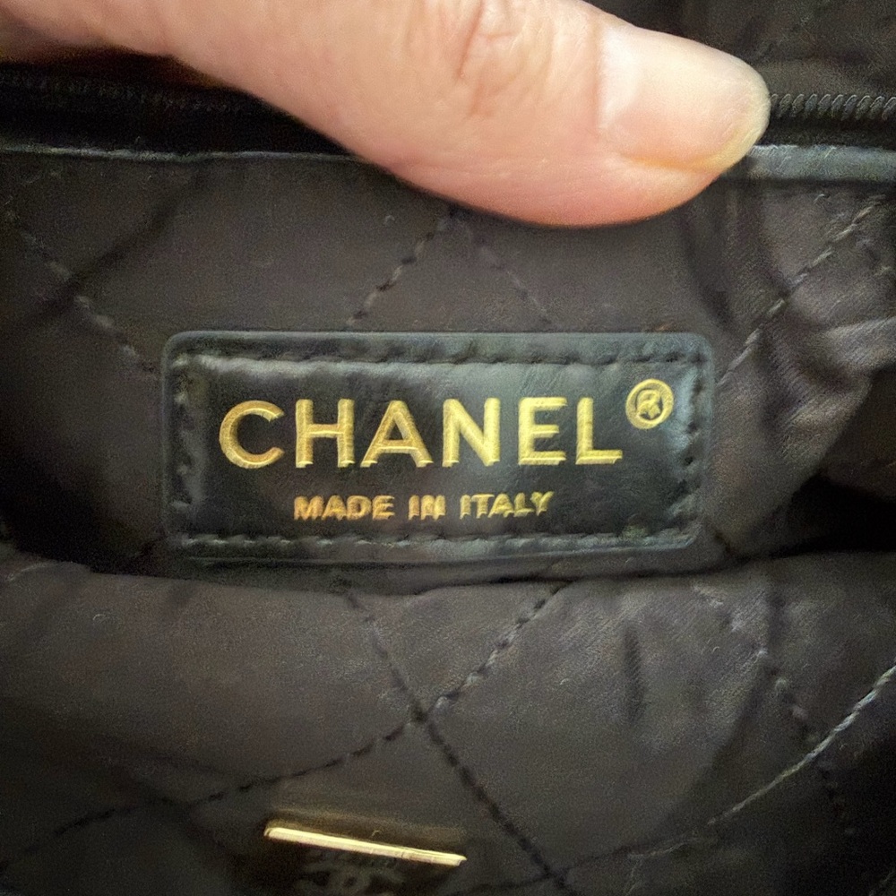 Black Quilted Shoulder Bag with Gold Accents - Picture 4 of 9